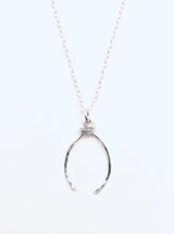LUCKY WISHBONE NECKLACE
