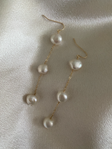 CLASSIC PEARL DROP EARRINGS