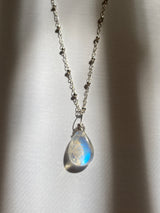 RAINBOW MOONSTONE PEAR BRIOLETTE
